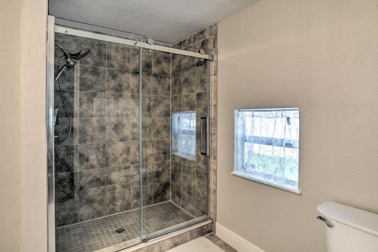 Pet-Friendly Gulfport Home Less Than 2 Mi To Beach St. Petersburg Luaran gambar